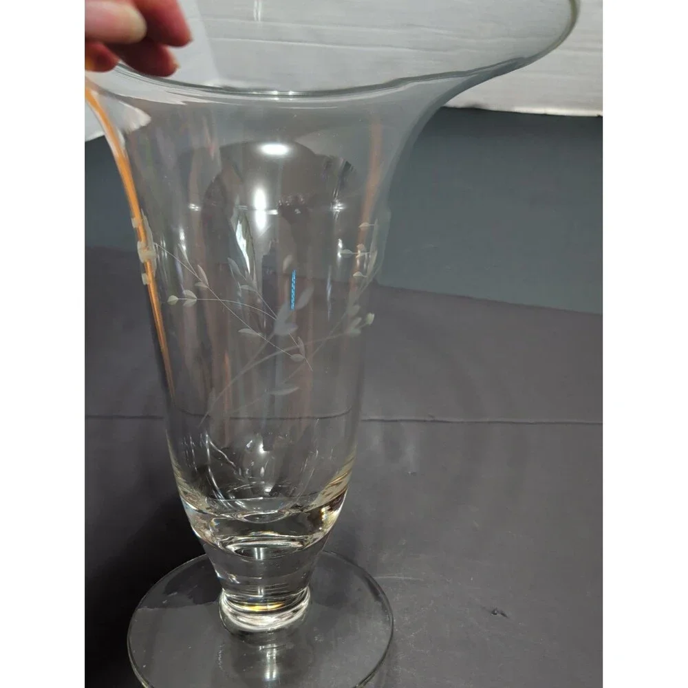 Vtg Etched Clear Glass Footed Trumpet Vase – 9